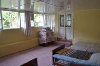 Хостелы Mini Hostel at OLD HOUSE Шеки Односпальная кровать в общем номере для мужчин и женщин-18