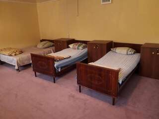Хостелы Mini Hostel at OLD HOUSE Шеки Односпальная кровать в общем номере для мужчин и женщин-6